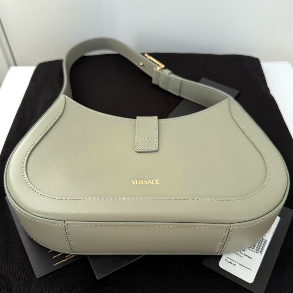 Versace Brand New Shoulder Hobo Greca Goddess Bag in Calf Leather. AUTHENTIC!!! - Picture 13 of 15